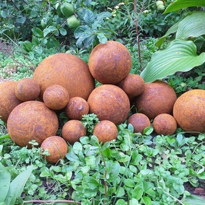 Rusty metal balls set, Garden decor, Rusty metal ball, Rusty decor, Outdoor decor, Rustic decor, Home decor