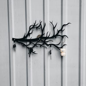 Schlüsselanhänger Ast, Schlüsselhalter an der Wand aus Metall