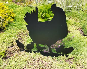 Metal Hen with Chicks Garden Decor: Rustic Farmhouse Yard Art