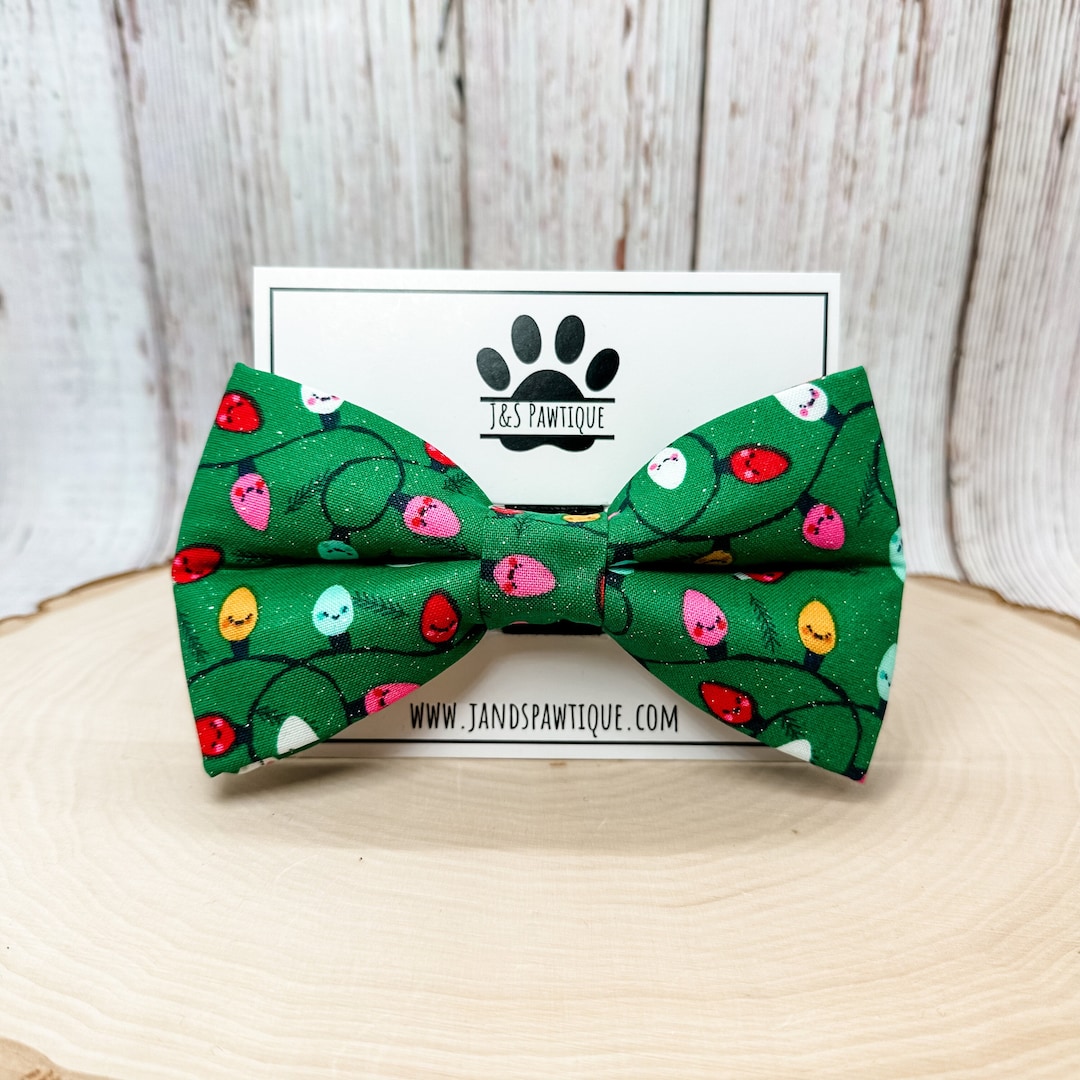 Christmas Light Dog Bowtie, Christmas Bow Tie, Dog Bowtie, Dog Bow Tie