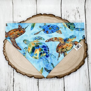 Sea Turtle Dog Bandana, Nautical Dog Bandana, Summer Dog Bandana, Personalized Dog Bandana, Over the Collar Dog Bandana, Cute Dog Bandana