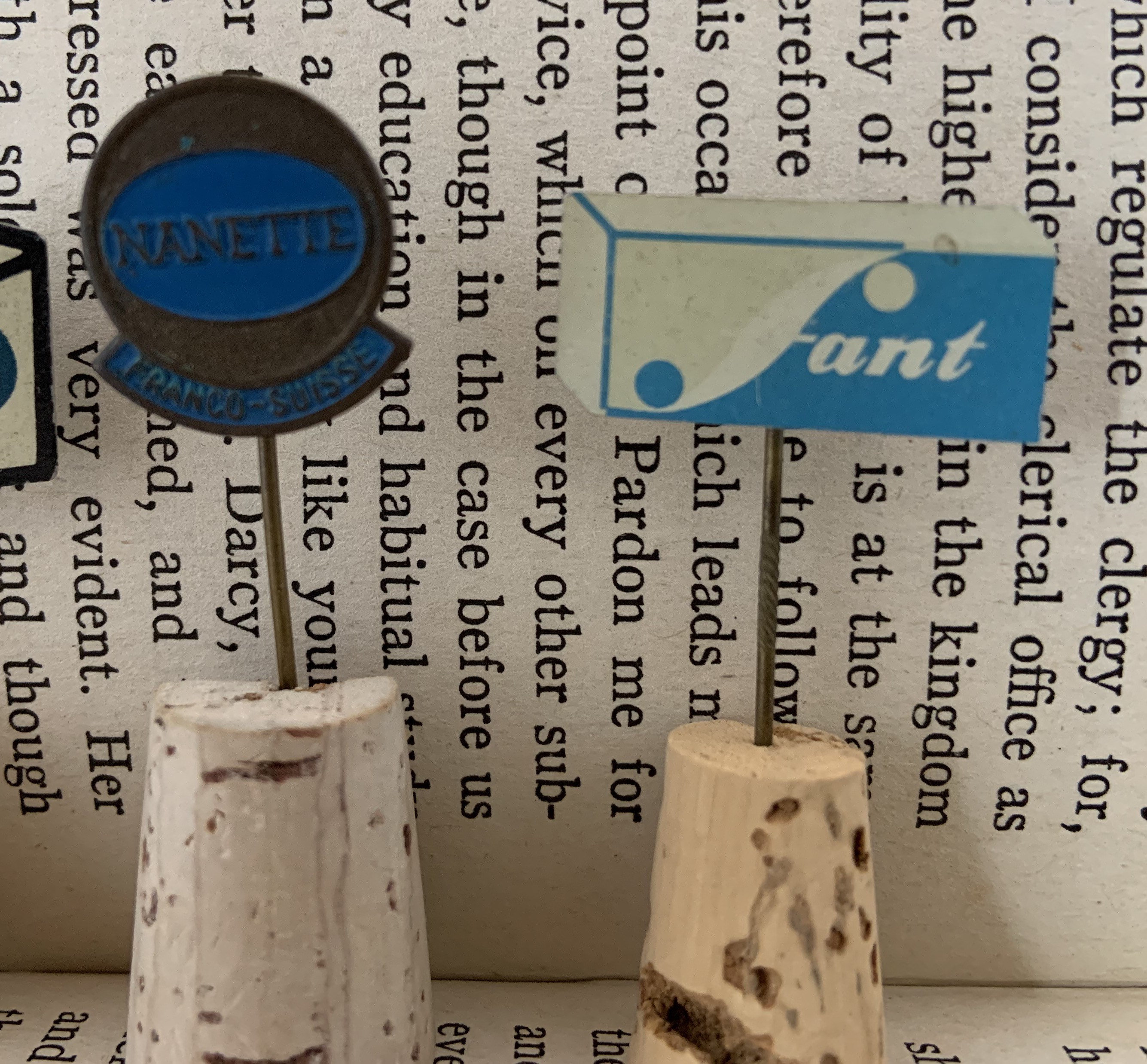 4 vintage advertisement pins Etsy