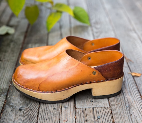 Vintage 1970's Multnomah Leather Wooden Clogs Hand