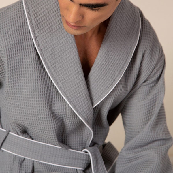 Men’s Waffle Robe with Piping – Lightweight Cotton