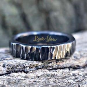 Anillo vikingo de hierro forjado a mano, alianza pagana, estilo nórdico, protección mística, regalo para el sexto aniversario, anillo minimalista.