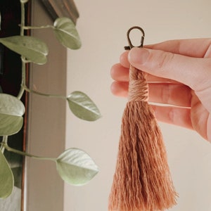 Macramé Tassel Keychain Bridesmaid Gift Teacher Gift Zipper Pull Purse Clip Essential Oil Diffuser Bag Charm Simple Decor image 4