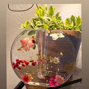 handmade resin vase with real pressed flowers