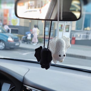 Bat car charm, Halloween car accessory, Rearview mirror bat, Goth car accessories, Halloween car decor, Spooky amiqurumi fall car decor