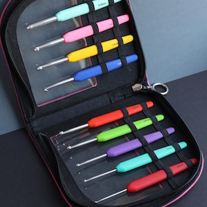 KnitPro Crochet Hook Set with Ergonomic Silicone Handles, 9 Sizes Colorful Soft Grip Hooks in Case, Beginner Crochet Kit, Gift for Crocheter
