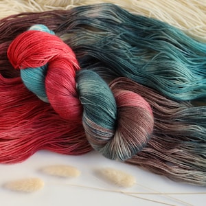 Hand-Dyed Sock Yarn – Superwash Merino Nylon Blend – Red Blue Speckled Yarn for Knitting Socks, Shawls and Gifts – Indie Dyed Yarn
