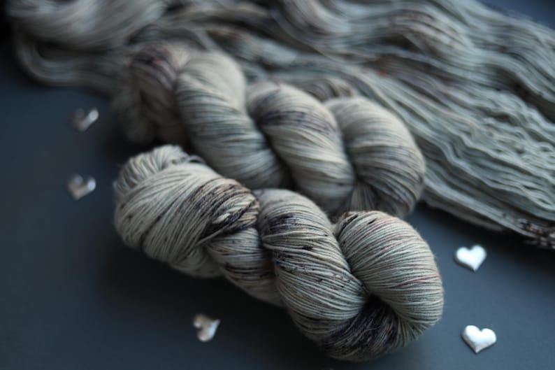 tweed yarn,
hand dyed yarn,
gradient yarn,
sock yarn,
nylon blend yarn,
gothic yarn,
purple wool yarn,
gifts for knitters,
juicy purple yarn,
yarn cozy,
yarn lover gift,
natural dyed yarn,
pastel yarn,