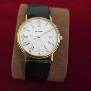 Vintage Movado Quartz Watch Gold Tone Roman Numerals Swiss  display picture 1
