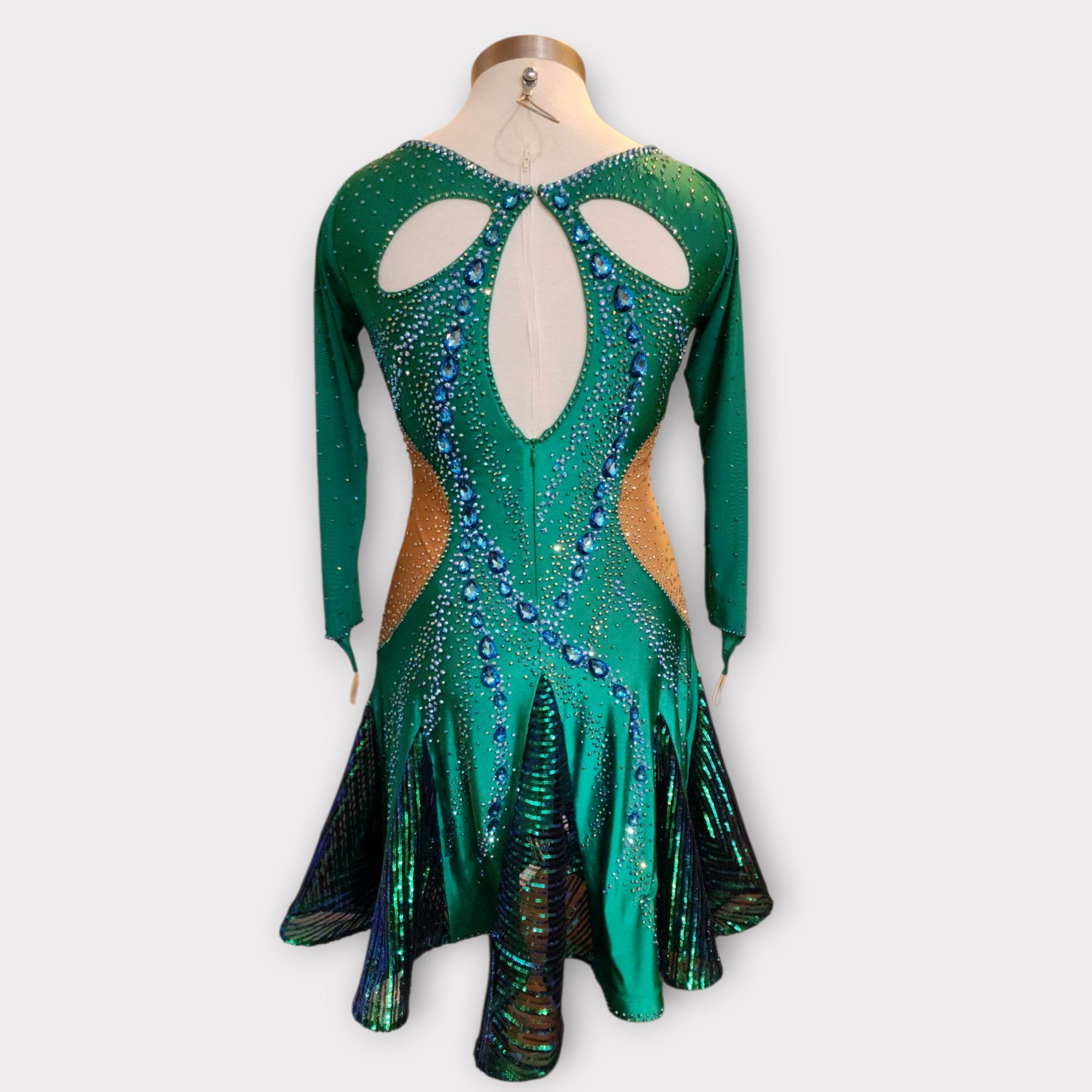 nas green dress Nas – SofLina main image 1