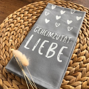 Geheimzutat Liebe Geschirrtuch Hochzeit Geschenk Geschenk Mutter Geschenk Küche Küchendeko Hochzeitsgeschenk Druckerstüble Bild 1