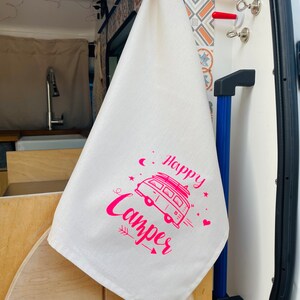 Camping Geschirrtuch Pink Camper Geschenk Wohnwagen, Wohnmobil, Bulli Geschirrtuch Happy Camper Vanlife Geschenk Bild 5