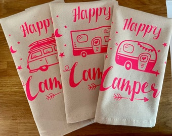 Camping Geschirrtuch Pink – Camper Geschenk – Wohnwagen, Wohnmobil, Bulli Geschirrtuch – Happy Camper – Vanlife Geschenk