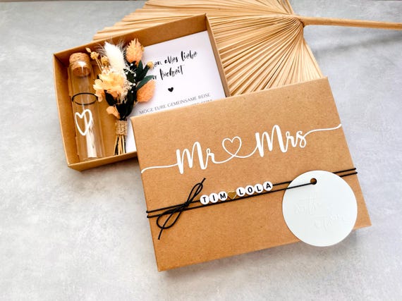 Geschenkschachtel Mr & Mrs / Mrs + Mrs / Mr + Mr Zur Hochzeit Mit Namenkette, Geldgeschenk Für Hochzeit, Personalisierte Geschenkbox