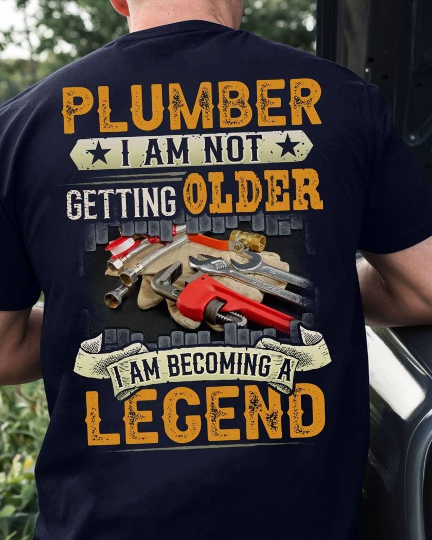 T-Shirt Maglietta Sto Aggiornando le Bestemmie Frase Divertente T-Shirt Maglietta Sto Aggiornando le Bestemmie Frase Divertente