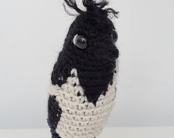 Standing crochet Magpie bird | Made to Order | Mother's day gift | British Garden Oddbirdz - Magpie