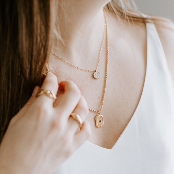 Smile pendant necklace online