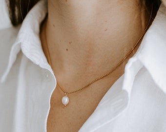 Perlen Tropfen Halskette l zierliche Gold Layering Halskette, Perlenschmuck, Gold Filled, PerlenAnhänger, zierliche Perlenkette, Gold Perle