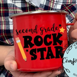 Design de SVG e sublimação de estrela do rock da segunda série, superaluno, volta às aulas, lápis, design de mochila para livros, arquivo de corte digital Cricut Silhouette