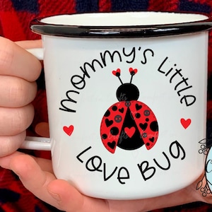 Mommys Little Love Bug SVG e design a sublimazione, San Valentino, coccinella, design body per neonati, file di taglio digitale Cricut Silhouette
