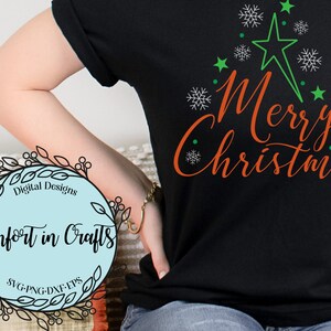 Joyeux Noël arbre de Noël design SVG et sublimation, flocons de neige et étoiles, joyeuses fêtes, arbre à feuilles persistantes, fichier de coupe numérique Cricut Silhouette