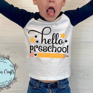 Olá pré-escolar SVG de volta às aulas SVG design de camiseta infantil lápis escolar SVG Cricut Silhouette Arquivo de corte digital
