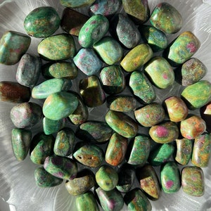 Ruby in Fuschite Tumble Stone: Polished Green Ruby Crystal