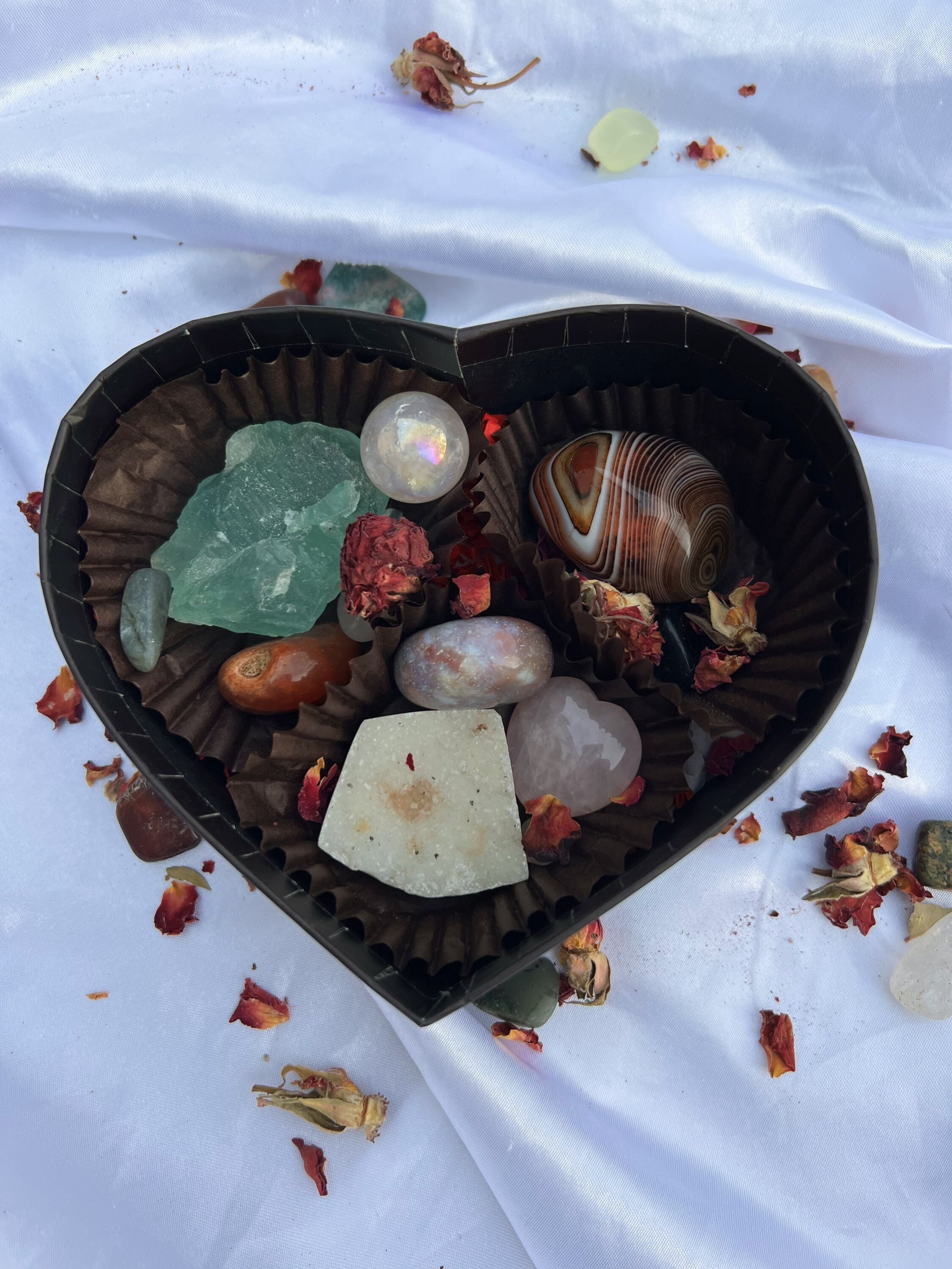 irodori.chocolate　スワロフスキーセット Chocolate Box of Crystals - Etsy