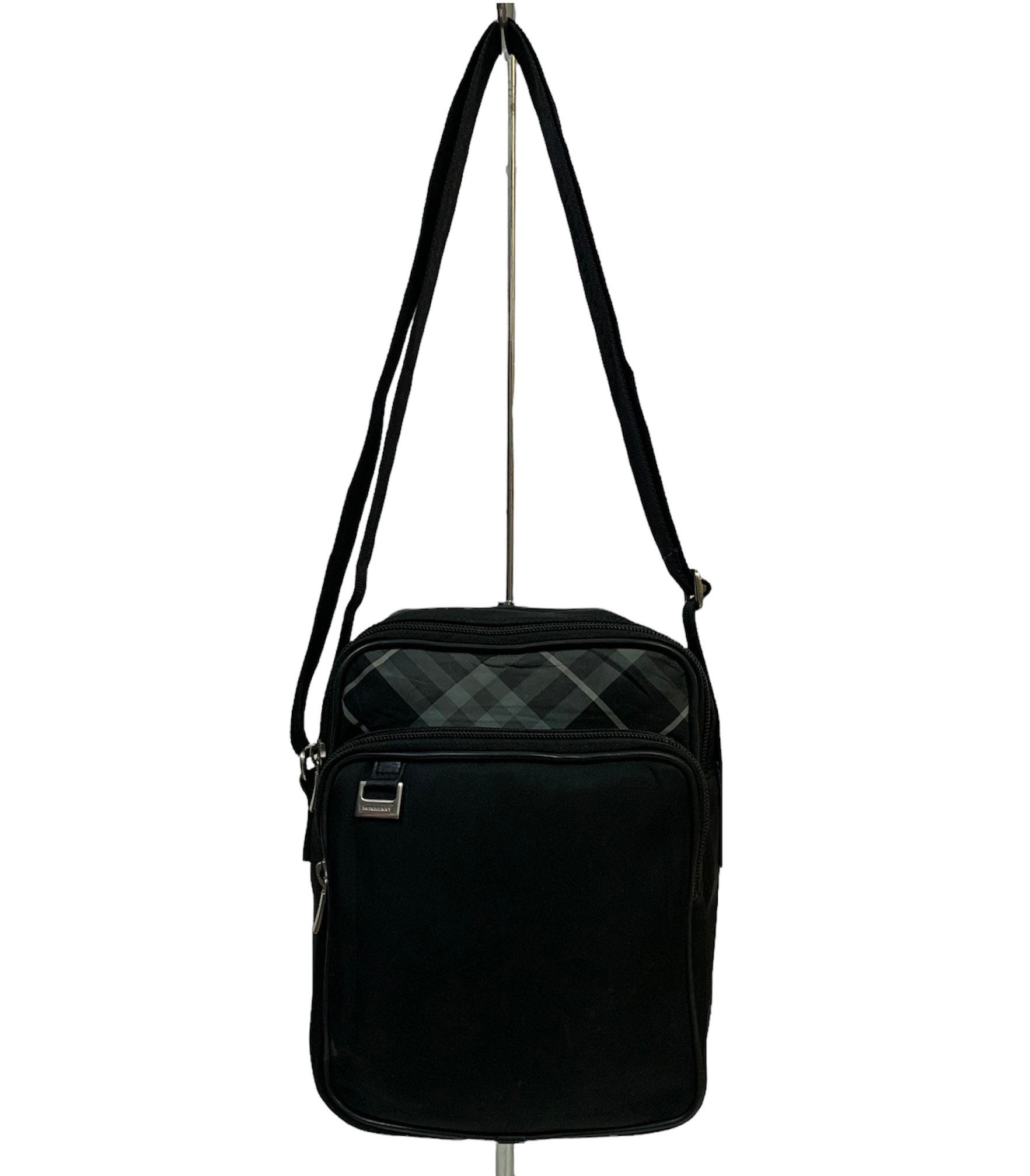 Bench sling bag price philippines new arrivals