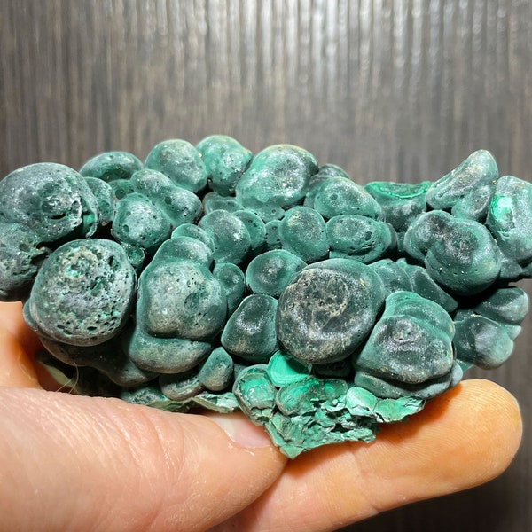 Chatoyant Fibrous Malachite from China