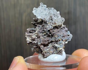 Aesthetic and Fluorescent Hyalite Opal (Opal-AN) on Matrix from Hungary