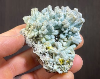 Two Sided Specimen - Plumbogummite after Pyromorphite from Yangshuo Mine in China