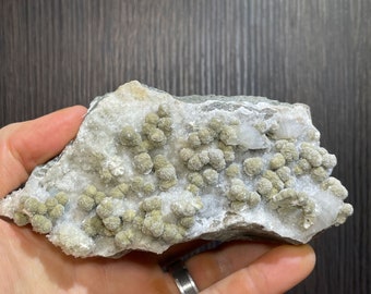 Natural Gyrolite, Apophyllite and quartz from India