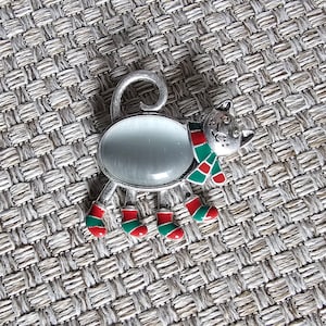 Holiday Cat Pin Brooch