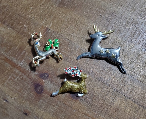 Set of 3 Reindeer Brooches Pins Holiday Christmas… - image 7