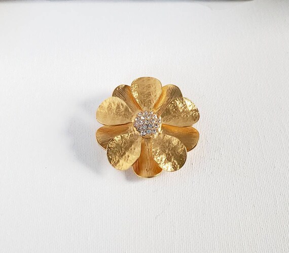 Beautiful Premier Designs Gold Tone Flower With R… - image 4