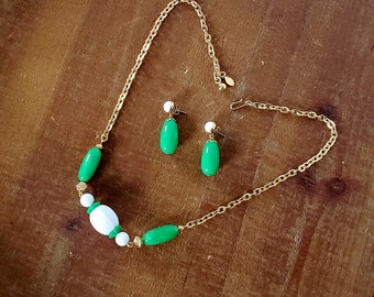 Vintage AVON Green And White Plastic Beaded Gold Tone Necklace And Dangle Earrings