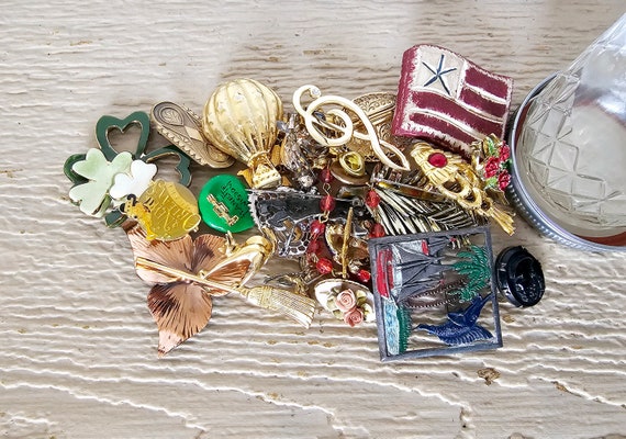 Mystery Jewelry Jar Full of Vintage to Now Brooch… - image 2
