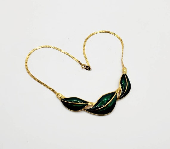 Stunning Signed TRIFARI Green Enamel and Gold Ton… - image 6