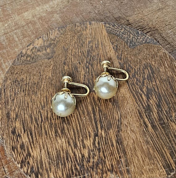 ピアス VINTAGE HOLLYWOOD Rose Earrings 4BFK501 Vintage JMS Signed V20 12k Gold Filled & Faux Pearl Screw
