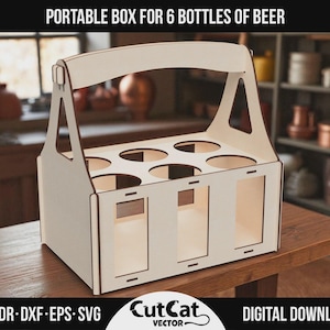 Puede incluir: Una caja portátil de madera de color claro diseñada para contener seis botellas de cerveza. La caja tiene un asa para facilitar el transporte y presenta recortes circulares para los cuellos de las botellas. El texto "PORTABLE BOX FOR 6 BOTTLES OF BEER" está en la parte superior.