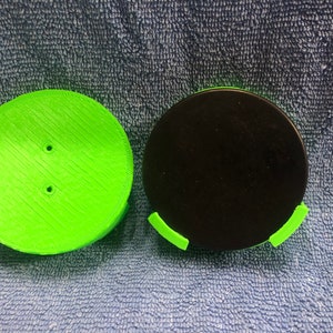 Hockey Puck Wall Mount Display Holder (2 pack)