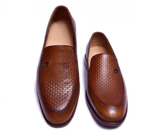 Mocasines de cuero hechos a mano / Zapatos de vestir sin cordones para hombre