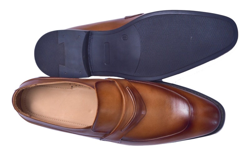Handgemaakte leren loaferschoenen voor heren: bruine en zwarte geklede schoenen afbeelding 2