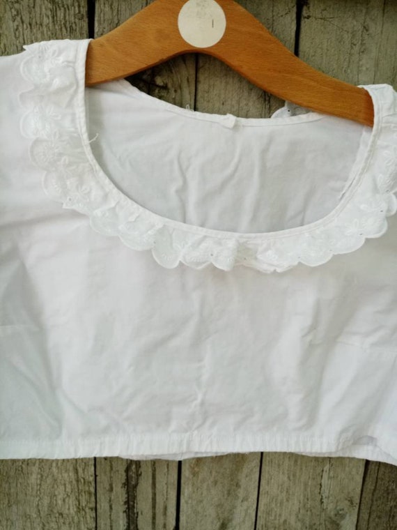 Vintage white cropped shirt dirndl blouse lace top - image 2