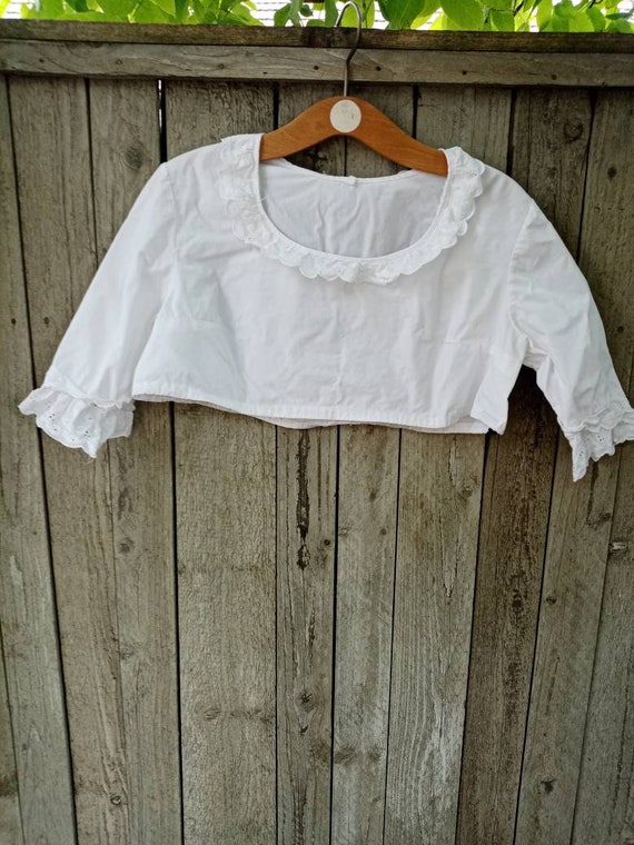 Vintage white cropped shirt dirndl blouse lace top - image 4