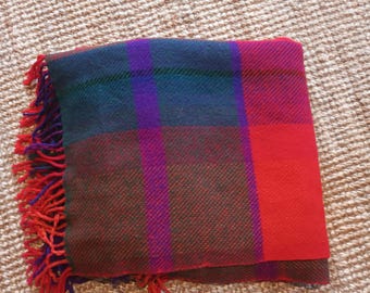 Manta vintage de lana de tweed Roros, a cuadros con flecos
